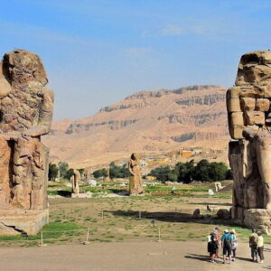 Luxor: Full Day Tour of West & East Banks